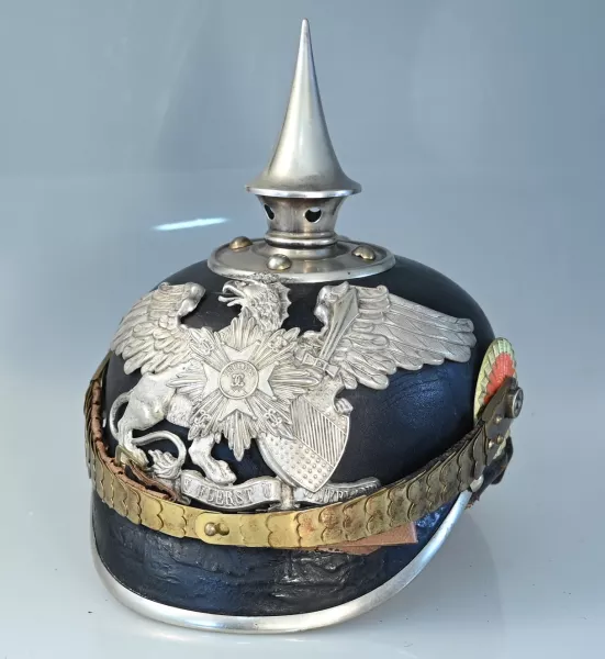 Baden 109th Leib Infantry One Year Volunteer Pickelhaube Visuel 1 principal